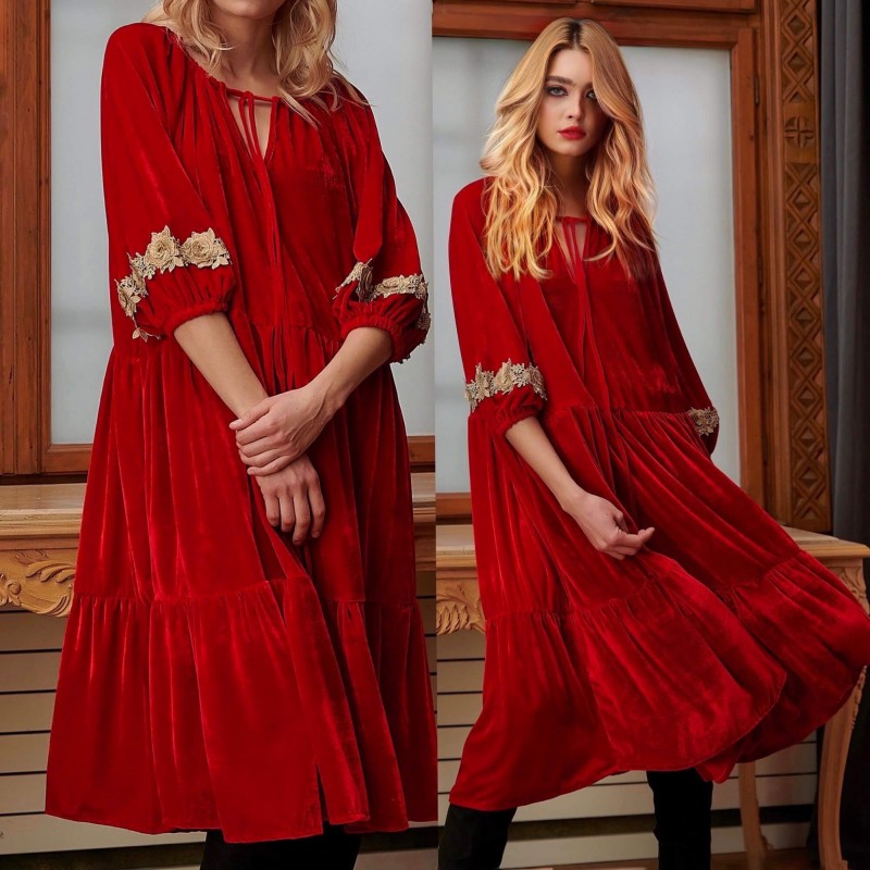 Rochie din catifea rosie accesorizata cu trandafiri - Malina