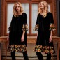 Rochie din catifea neagra - Floarea Soarelui Rochie din catifea neagra - Floarea Soarelui