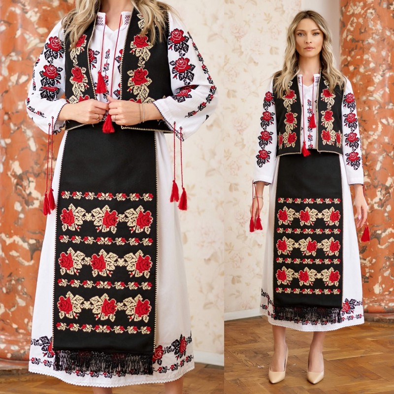 Costum Popular cu 4 piese, model Traditional cu broderie florala - Roxana