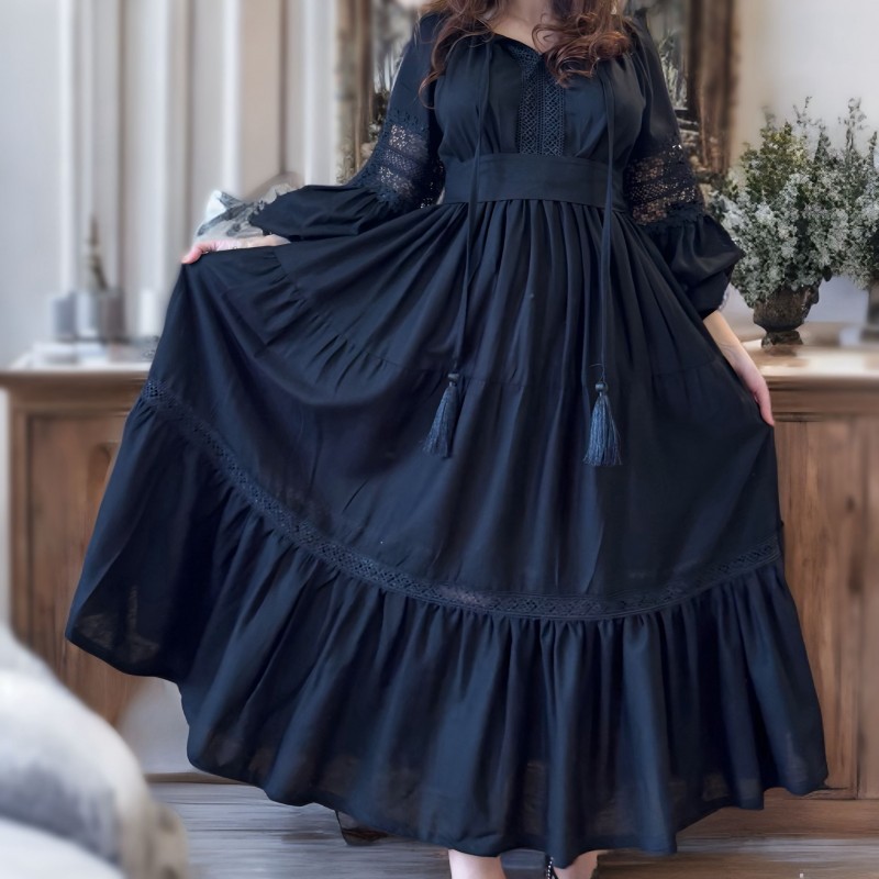 Rochie Nationala neagra din in natural, cu maneci ample si dantela